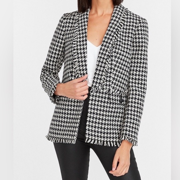 Great condition size small express black and white Houndstooth blazer - Picture 1 of 6